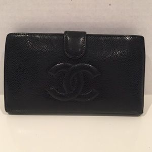 Chanel classic black leather wallet