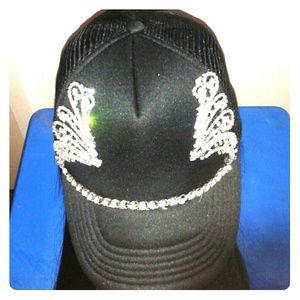 Lids customized snap back fitted