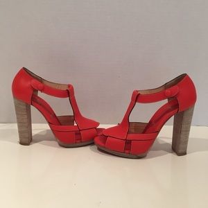 Christian Louboutin Orange leather sandal 38.5