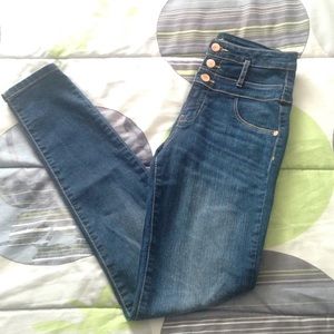 ON HOLD! High waisted skinny jeans!