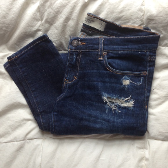 ⛔️⛔️SOLD ON Ⓜ️ercari⛔️⛔️ A&F Skinny Jeans