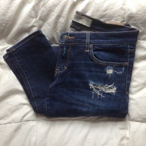 ⛔️⛔️SOLD ON Ⓜ️ercari⛔️⛔️ A&F Skinny Jeans