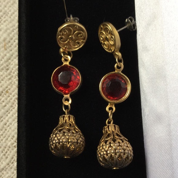 Antiqued earrings with Rubin colored stone