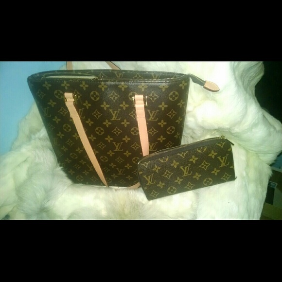 Purse & wallet excellent set