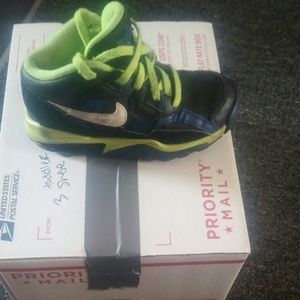 Nike toddler shoes