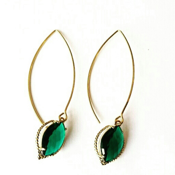 shopjewelry  Jewelry - HOST PICK GORGEOUS EMERALD GREEN MARQUISE EARRINGS