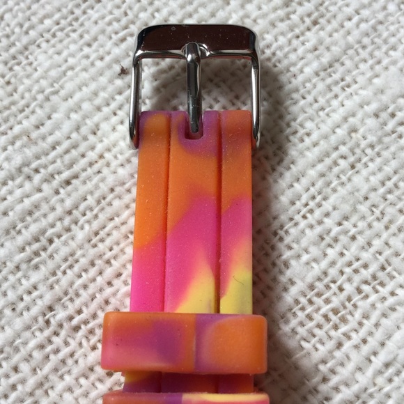 Design watch - Picture 3 of 4