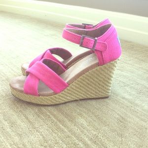 Tom Wedges