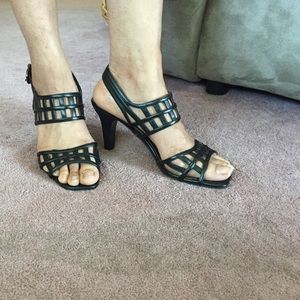 Worthington Caged Heel