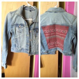 Crop denim jacket
