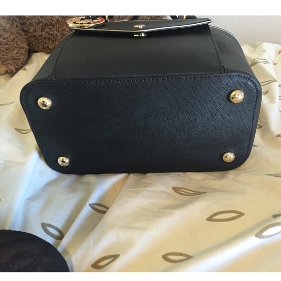 🚫SOLD🚫 - Picture 2 of 4