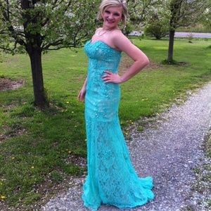 Mint Blue Gigi Prom Dress size 4