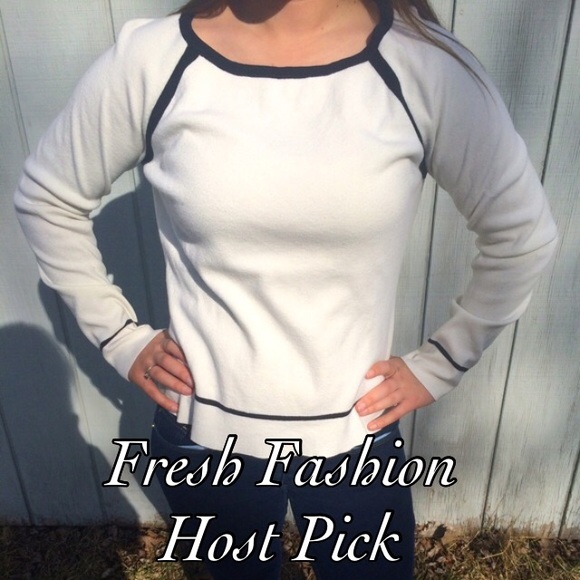 HP 🎀 Ann Taylor LOFT Sweater