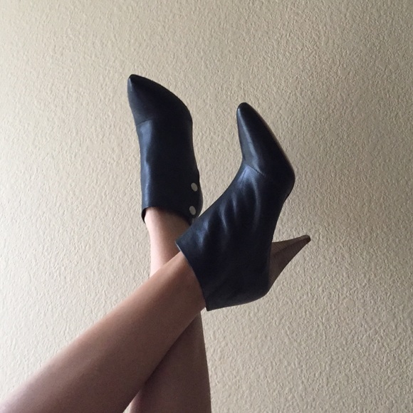 Belle by Sigerson Morrison ankle boots