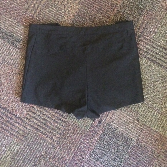 NWOT NASTY GAL HOT SHORTS. STRETCHY MATERIAL - Picture 2 of 3