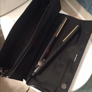GHD hair straightener