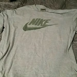 Mens long sleeve nike shirt