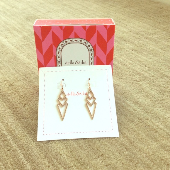 Stella & Dot Earrings