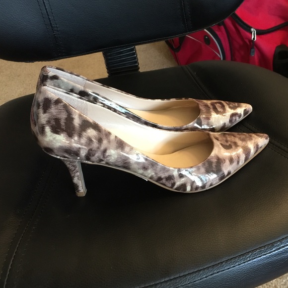 Nine West - Picture 2 of 3