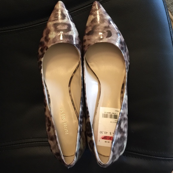 Nine West - Picture 3 of 3