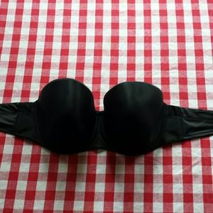 Fantasies 34 F strapless bra