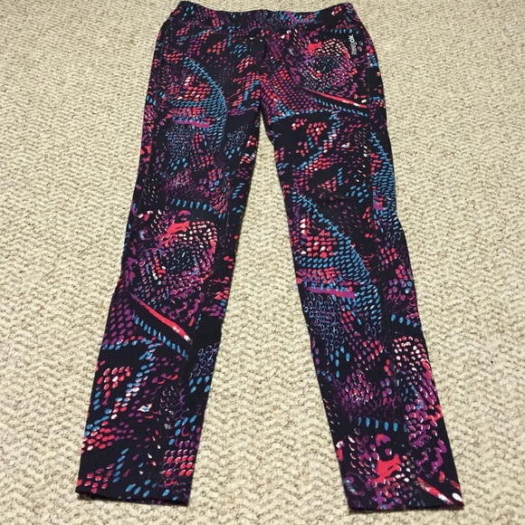 Reebok tight fit work out leggings