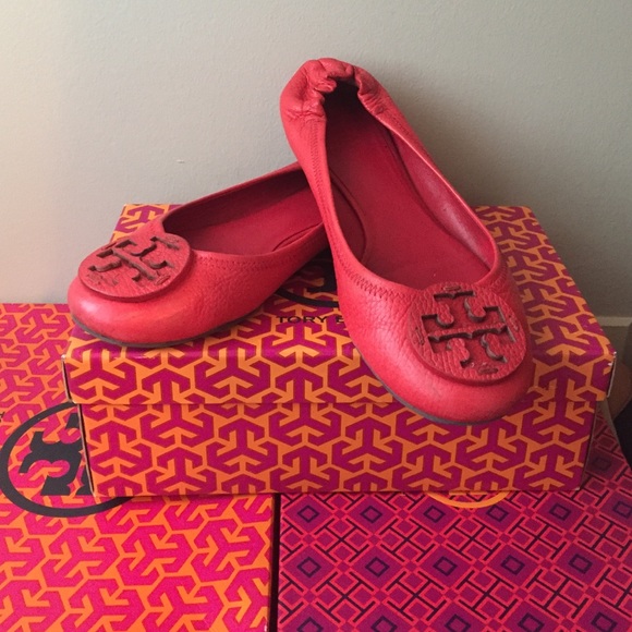 Tory Burch  tumble leather Reva flats