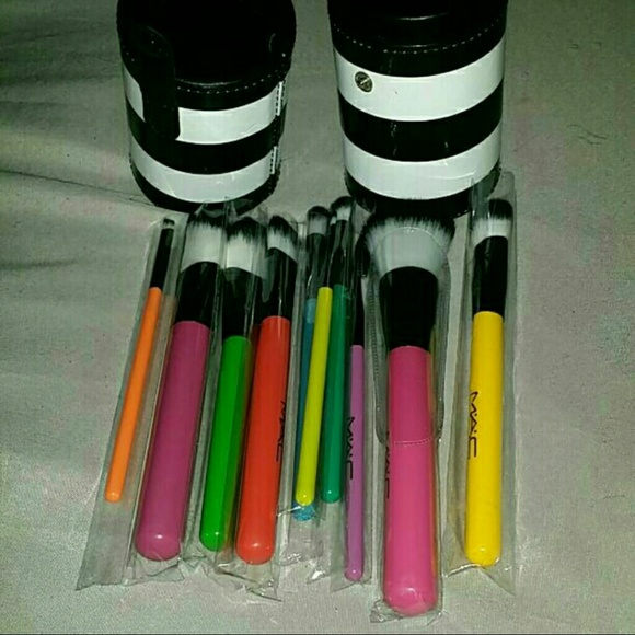 Colorful Brushes!(: