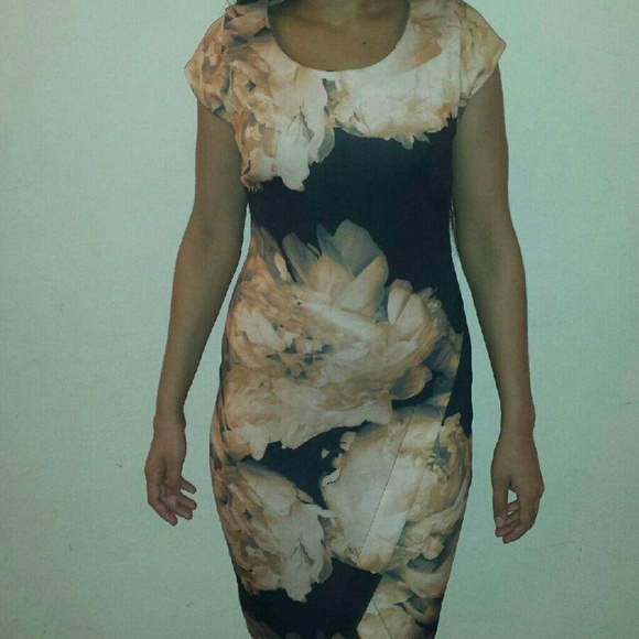 Bar 3 Macy's dress. Front slit. Flowers.