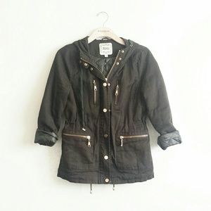 ↡ LOWER Olive Parka Gold Detail Jacket S