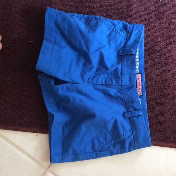 Vineyard vines