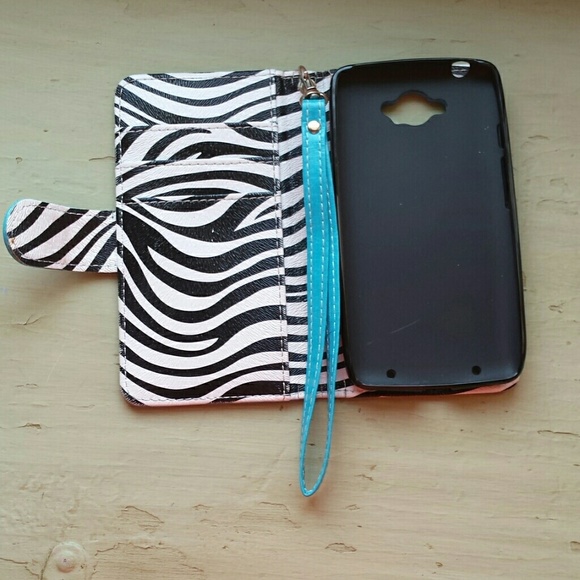 Phone case - Picture 2 of 2