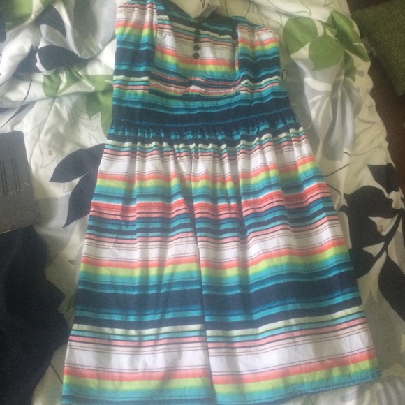 Dress - Picture 2 of 2