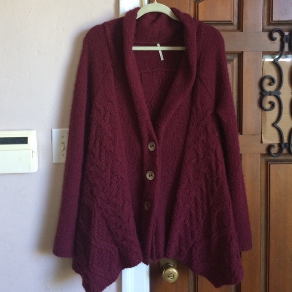 Free People Sweaters - Free People Burgundy knitted cardigan