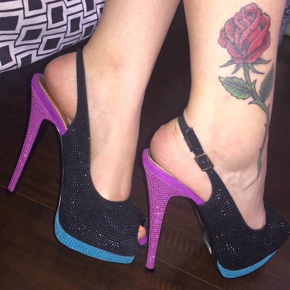 Steve Madden rhinestone sling back pumps👠👠
