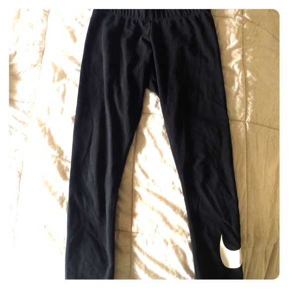 Nike bottoms