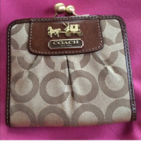 Coach wallet