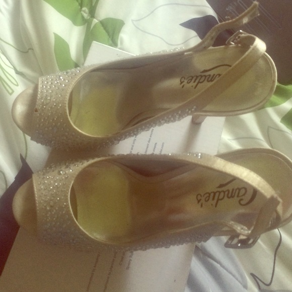 High heels 👠