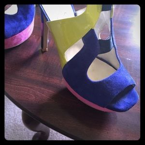 JESSICA SIMPSON MULTI COLOR HEEL