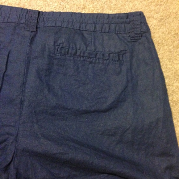 Navy linen shorts - Picture 3 of 3