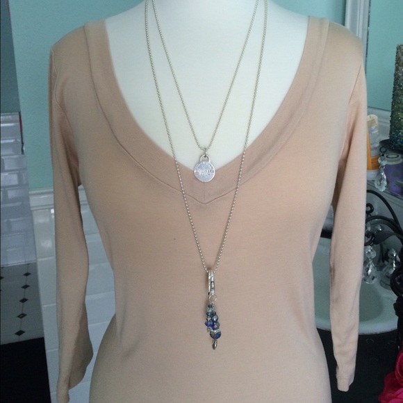 Double V neck Banana Republic Beige shirt