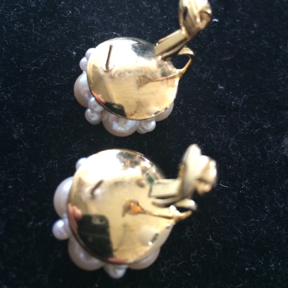 Vintage Pearl clip ons with a post , - Picture 4 of 4