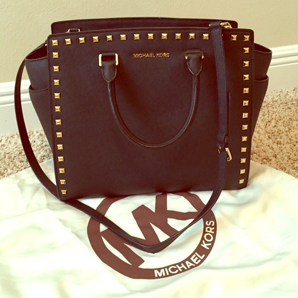 ❌SOLD❌Michael Kors Black Studded Selma