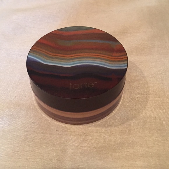 Brand new Tarte (Medium) Amazonian colored clay