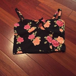 Half top shirt