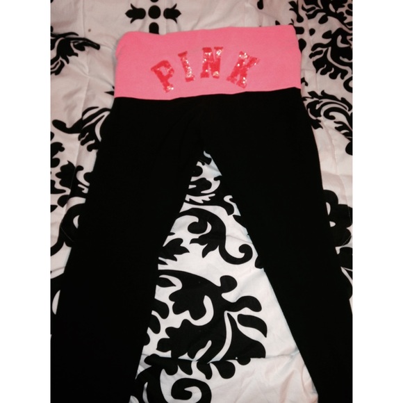 VS PINK YOGA LEGGINGS