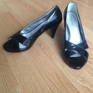 Heels perfect for weddings, prom, any occasion!