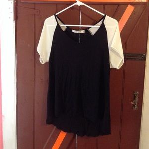 Black & White Sleeved Shirt