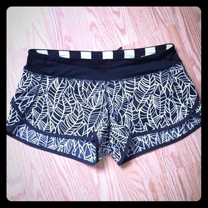 Rare! Lululemon speed shorts size 10