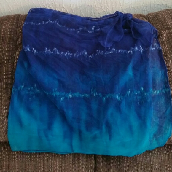 Bathing suit bottom cover-up